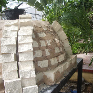 Construction of pizza oven