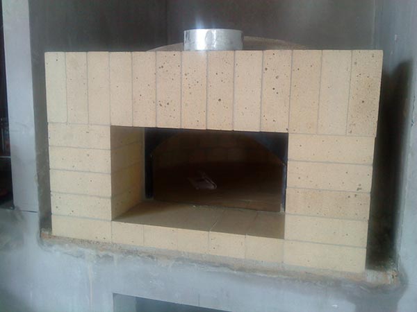 A square pizza oven, Surin Beach, Phuket